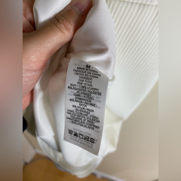 Dynamite Robe RACER BACK BODYCON DRESS
MARSHMALLOW - Picture 5 of 5